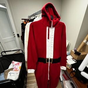 American Eagle Men’s Santa pajamas L/XL